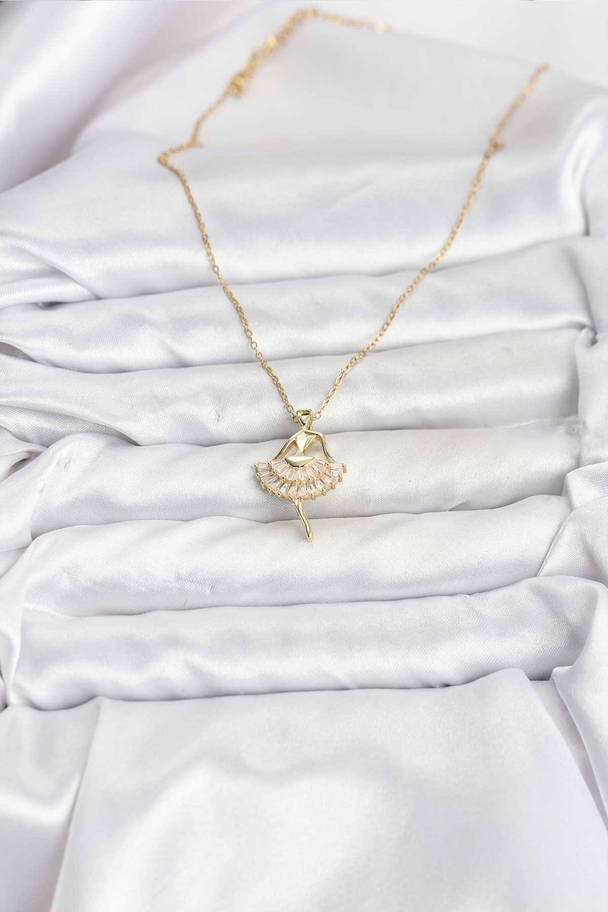 316L Çelik Zincir Gold Renk Balerin Model Kadın Kolye