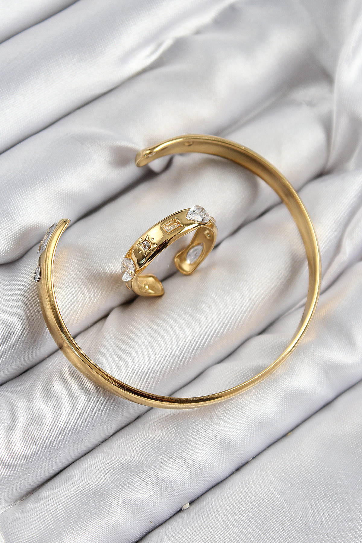 Pirinç Zirkon Taşlı Ayrık Model Gold Renk Bileklik Yüzük Set